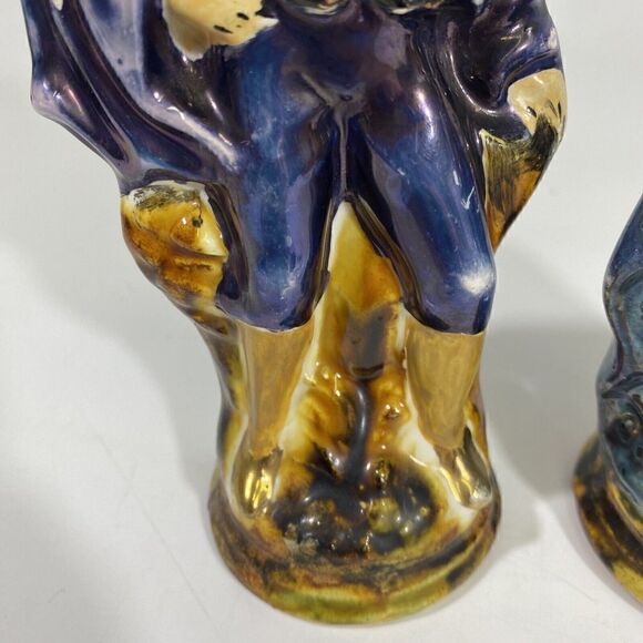 Vtg Staffordshire Man & Woman Majolica art Pottery Figurine Pair cottagecore - Picture 9 of 15